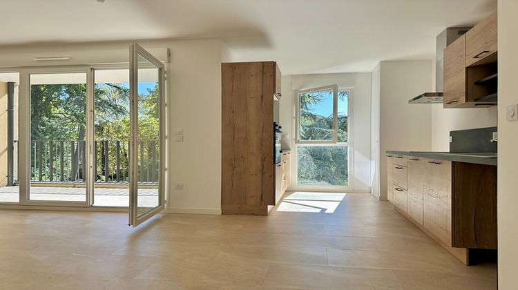 Ma-Cabane - Location Appartement GLEIZE, 82 m²