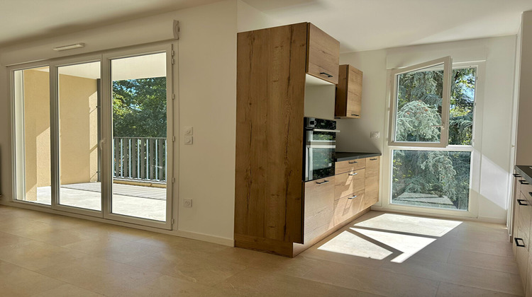Ma-Cabane - Location Appartement GLEIZE, 82 m²