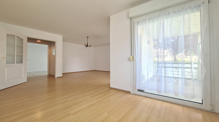 Ma-Cabane - Location Appartement GOLBEY, 48 m²