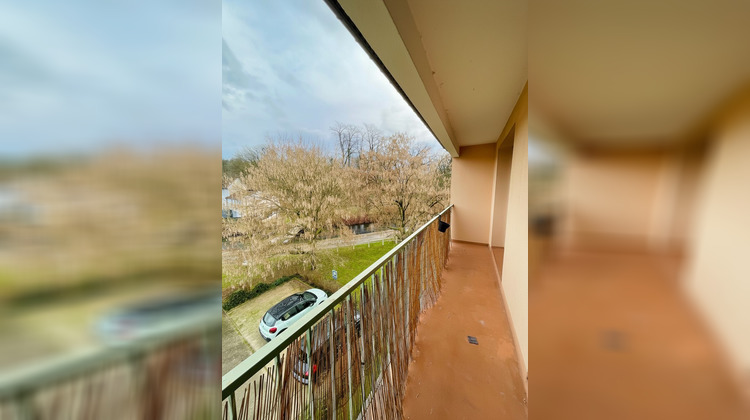 Ma-Cabane - Location Appartement GOLBEY, 55 m²