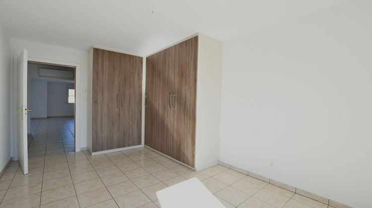 Ma-Cabane - Location Appartement GOLBEY, 136 m²