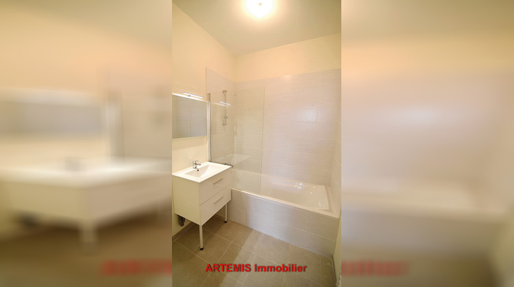 Ma-Cabane - Location Appartement GONCELIN, 61 m²