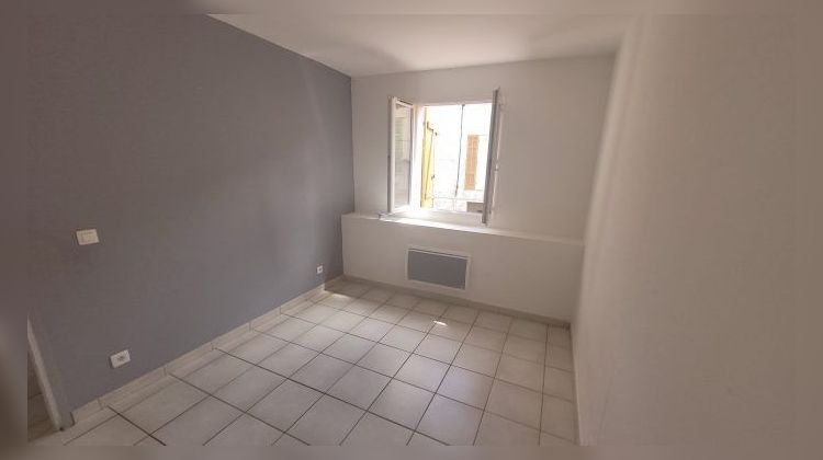 Ma-Cabane - Location Appartement GONFARON, 62 m²