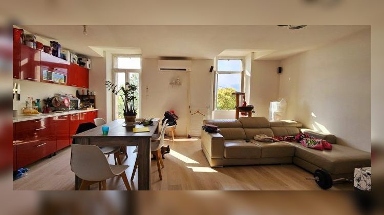 Ma-Cabane - Location Appartement Gonfaron, 66 m²
