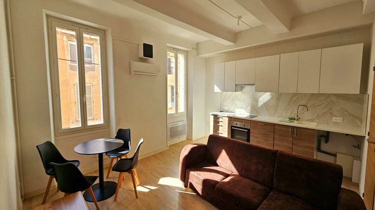 Ma-Cabane - Location Appartement Gonfaron, 47 m²