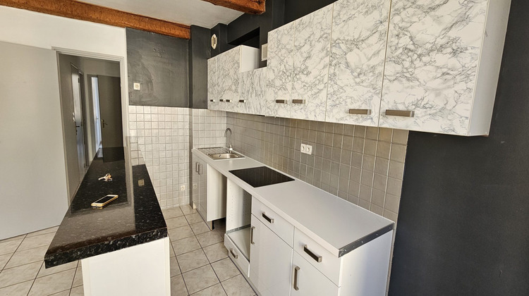 Ma-Cabane - Location Appartement Gonfaron, 48 m²