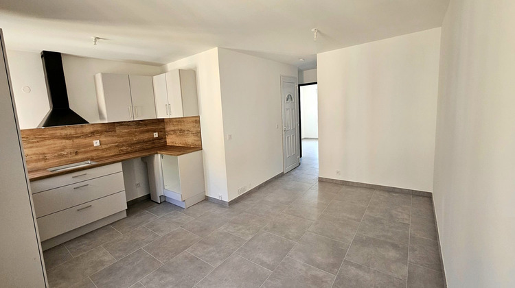 Ma-Cabane - Location Appartement Gonfaron, 45 m²