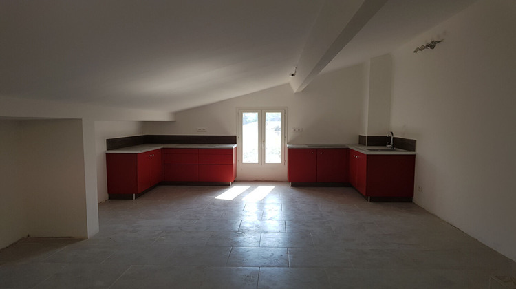 Ma-Cabane - Location Appartement GONFARON, 31 m²