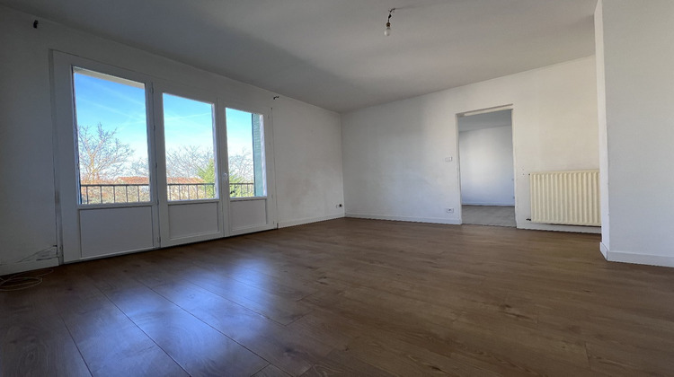 Ma-Cabane - Location Appartement GOURDAN POLIGNAN, 70 m²