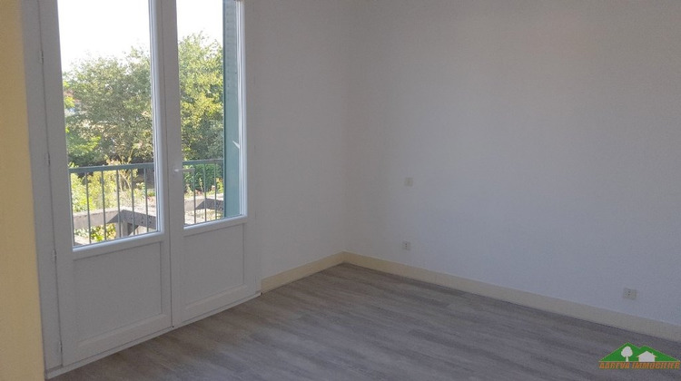 Ma-Cabane - Location Appartement GOURDAN POLIGNAN, 78 m²
