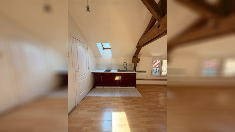 Ma-Cabane - Location Appartement GOUVIEUX, 45 m²