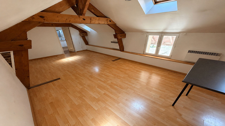 Ma-Cabane - Location Appartement GOUVIEUX, 46 m²