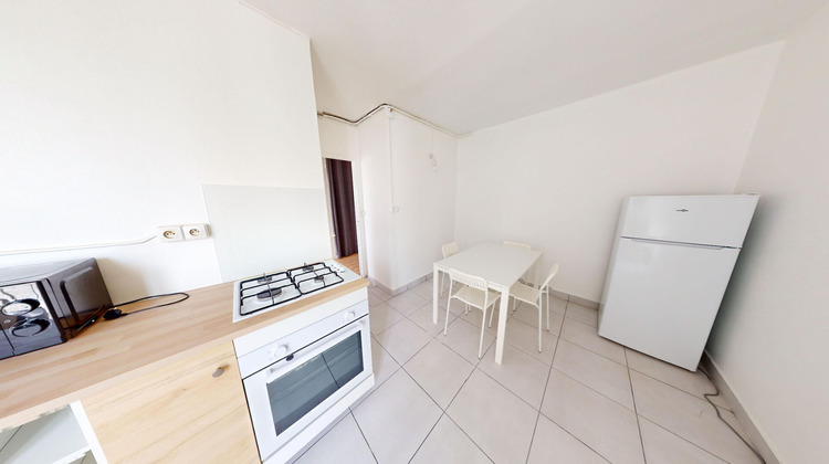 Ma-Cabane - Location Appartement GRADIGNAN, 77 m²