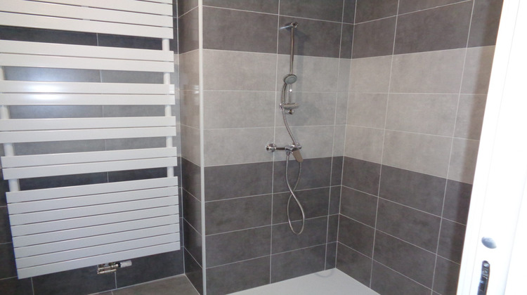 Ma-Cabane - Location Appartement Grandris, 60 m²