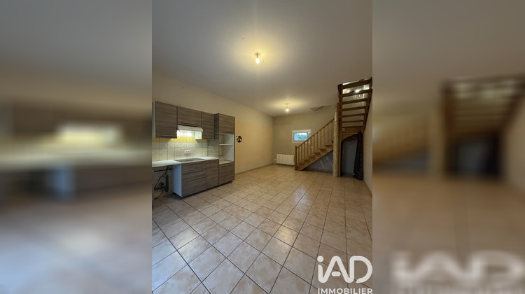 Ma-Cabane - Location Appartement Grans, 58 m²