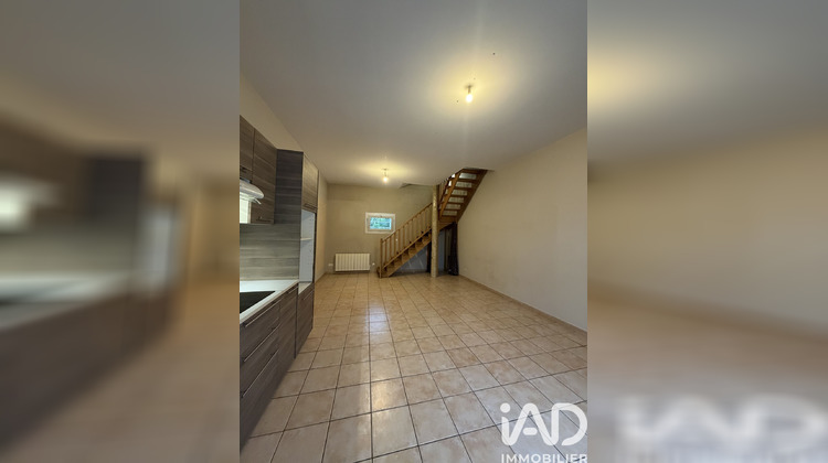 Ma-Cabane - Location Appartement Grans, 58 m²