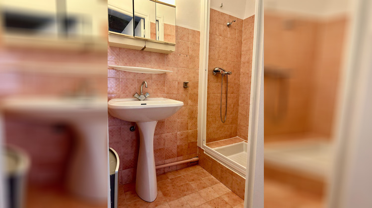 Ma-Cabane - Location Appartement GRASSE, 30 m²