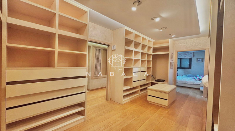 Ma-Cabane - Location Appartement Grasse, 217 m²