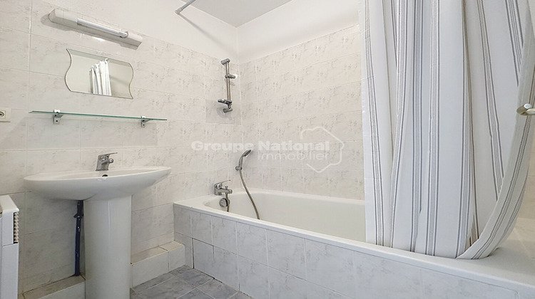 Ma-Cabane - Location Appartement GRASSE, 61 m²