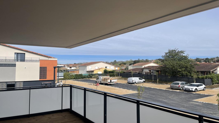 Ma-Cabane - Location Appartement GRATENTOUR, 62 m²