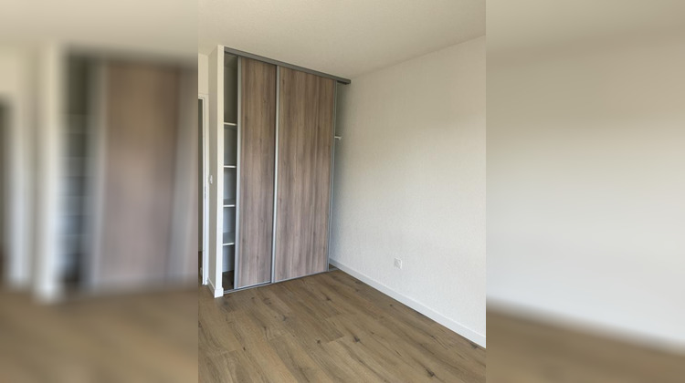 Ma-Cabane - Location Appartement GRATENTOUR, 62 m²