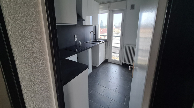 Ma-Cabane - Location Appartement GRAY, 84 m²