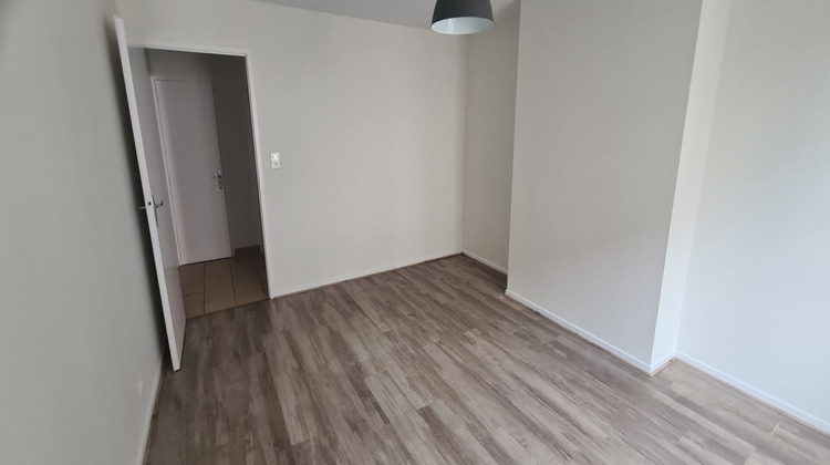 Ma-Cabane - Location Appartement GRAY, 82 m²