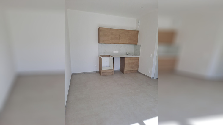 Ma-Cabane - Location Appartement GREASQUE, 58 m²