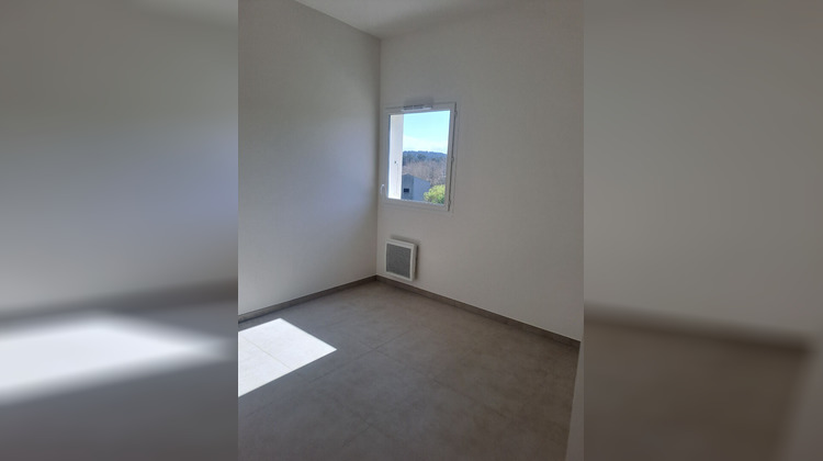 Ma-Cabane - Location Appartement GREASQUE, 58 m²