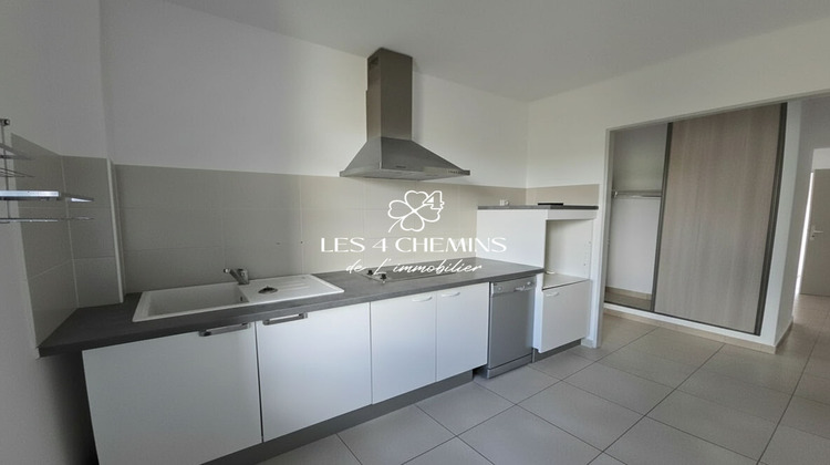 Ma-Cabane - Location Appartement GREASQUE, 66 m²