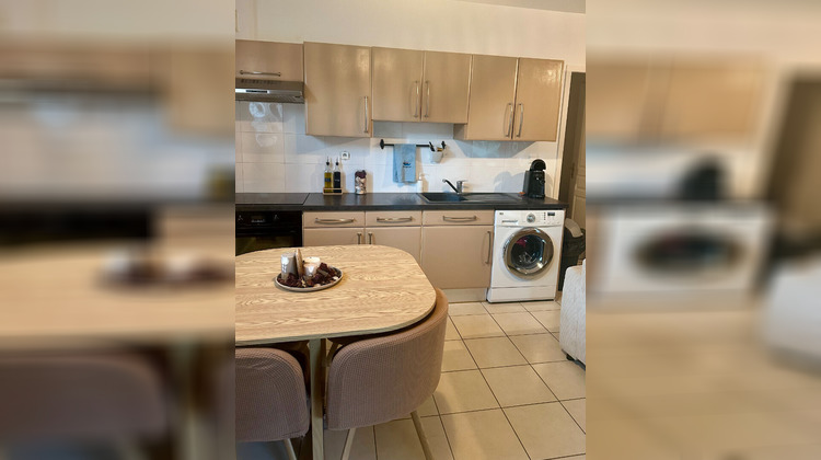 Ma-Cabane - Location Appartement GREASQUE, 43 m²