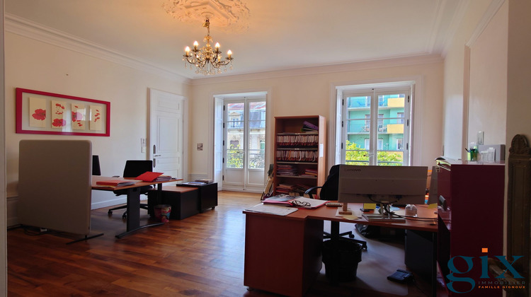 Ma-Cabane - Location Appartement Grenoble, 180 m²