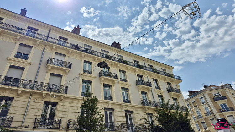 Ma-Cabane - Location Appartement Grenoble, 62 m²