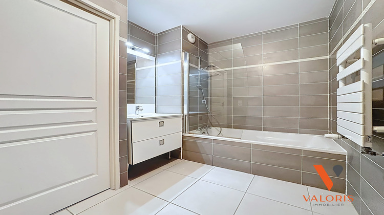 Ma-Cabane - Location Appartement Grenoble, 66 m²