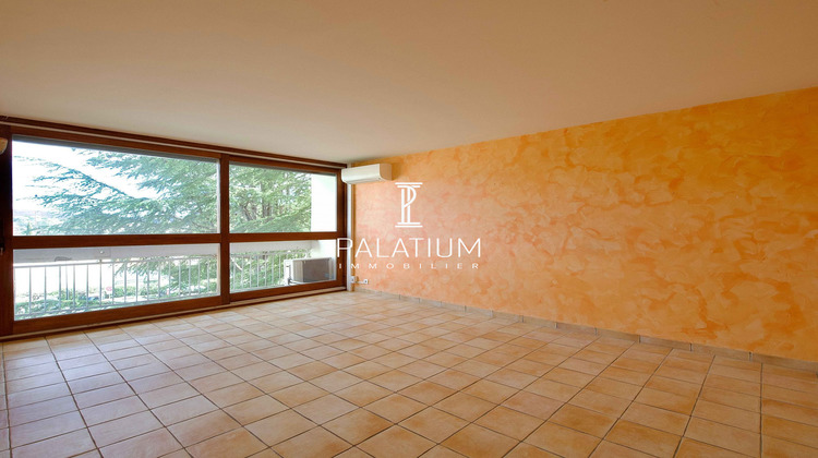 Ma-Cabane - Location Appartement Gréoux-les-Bains, 64 m²