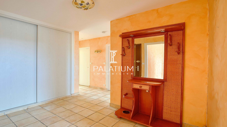 Ma-Cabane - Location Appartement Gréoux-les-Bains, 64 m²