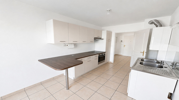 Ma-Cabane - Location Appartement GREZIEU-LA-VARENNE, 70 m²