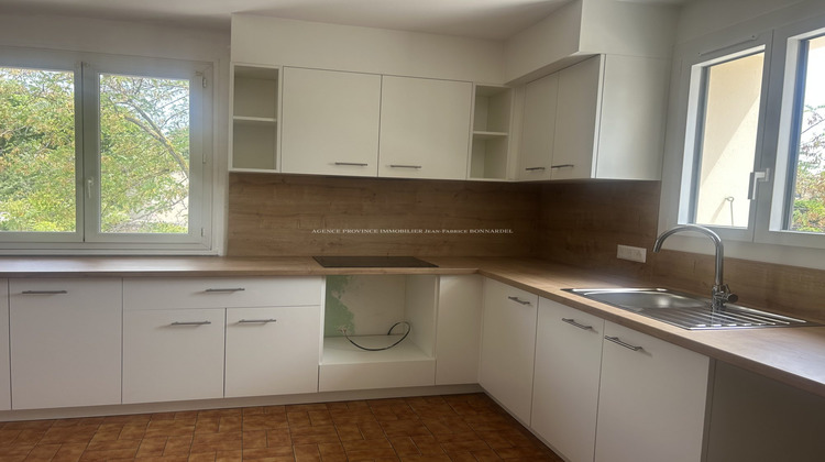 Ma-Cabane - Location Appartement Grillon, 113 m²