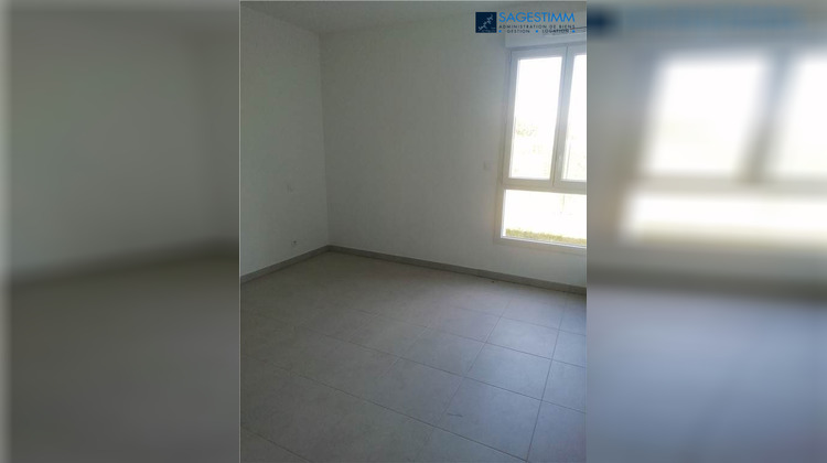 Ma-Cabane - Location Appartement GRIMAUD, 42 m²