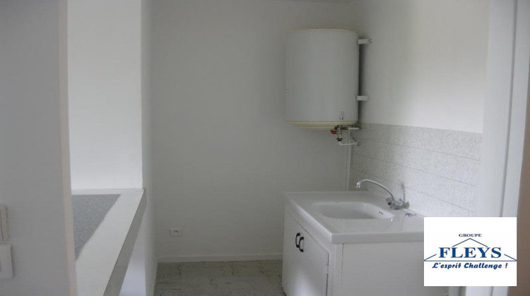 Ma-Cabane - Location Appartement Grisolles, 32 m²