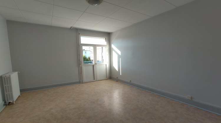 Ma-Cabane - Location Appartement GUERET, 59 m²