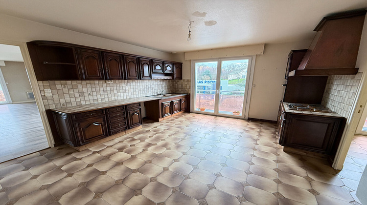 Ma-Cabane - Location Appartement GUERET, 164 m²