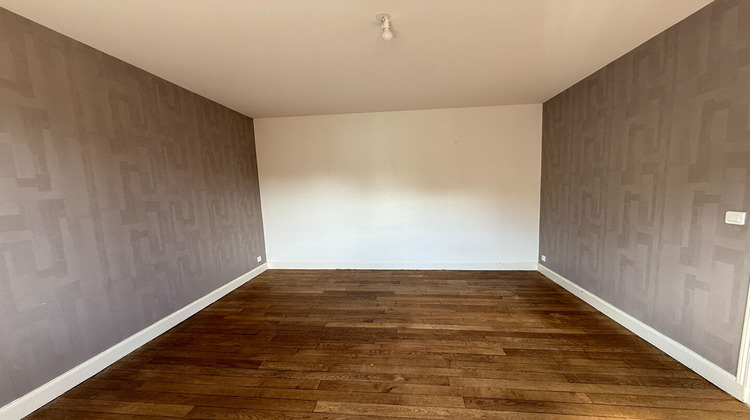 Ma-Cabane - Location Appartement GUERET, 212 m²