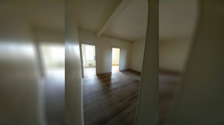 Ma-Cabane - Location Appartement GUEUGNON, 62 m²