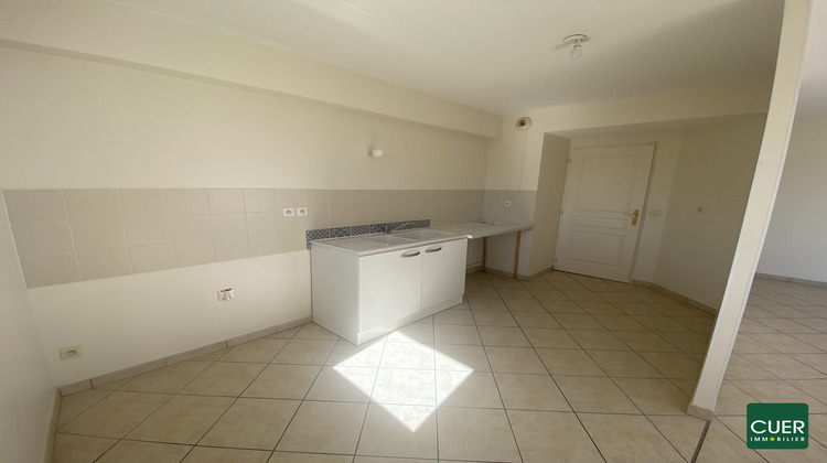 Ma-Cabane - Location Appartement GUILHERAND-GRANGES, 90 m²