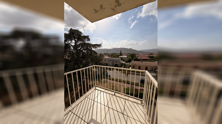 Ma-Cabane - Location Appartement GUILHERAND-GRANGES, 67 m²