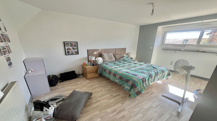 Ma-Cabane - Location Appartement GUIPEL, 75 m²