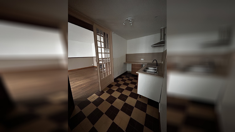 Ma-Cabane - Location Appartement Guise, 80 m²