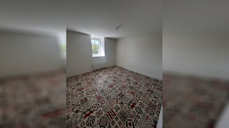 Ma-Cabane - Location Appartement Guise, 83 m²