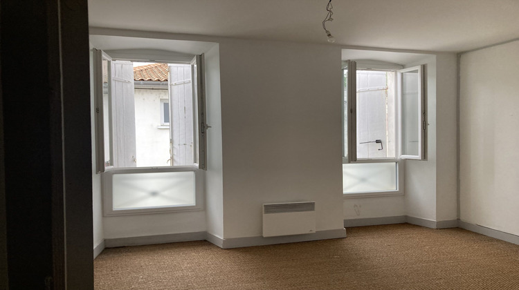 Ma-Cabane - Location Appartement Guîtres, 57 m²